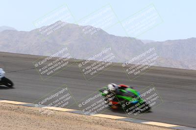 media/Apr-10-2022-SoCal Trackdays (Sun) [[f104b12566]]/Bowl (11am)/